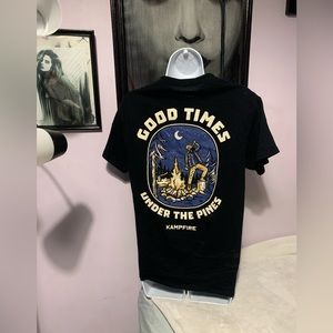 🖤Kampfire Shirt🖤